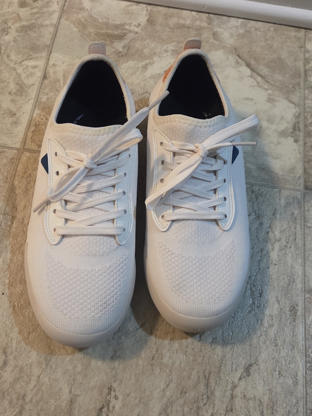 Women's Vessi Weekend Classic Sneakers